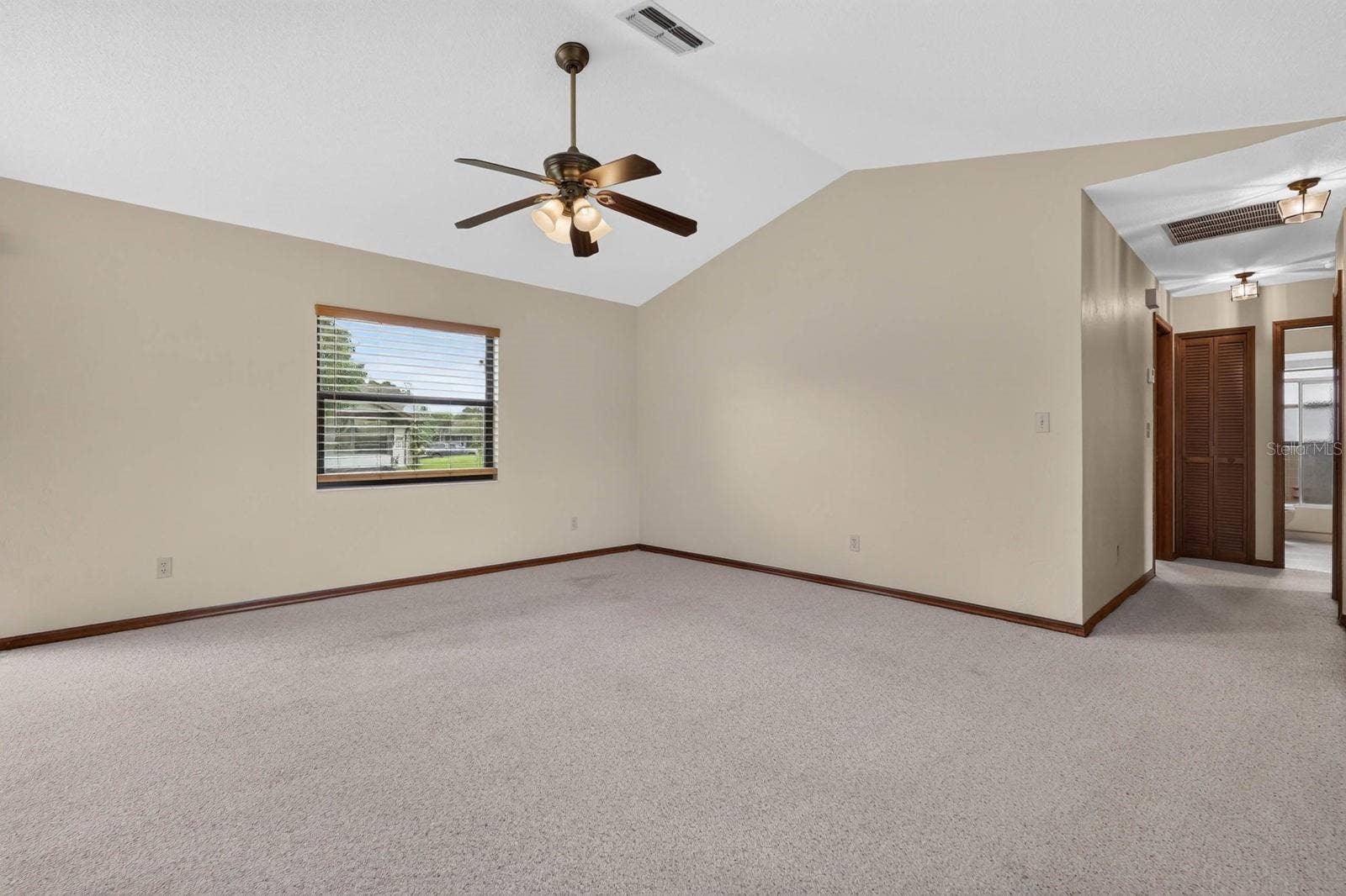 104 COLLEEN DRIVE, Daytona Beach, FL 32119 104 COLLEEN DRIVE, Daytona Beach, FL 32119