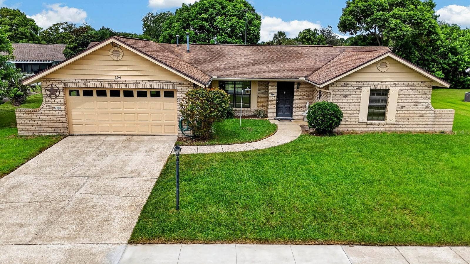104 COLLEEN DRIVE, Daytona Beach, FL 32119 104 COLLEEN DRIVE, Daytona Beach, FL 32119