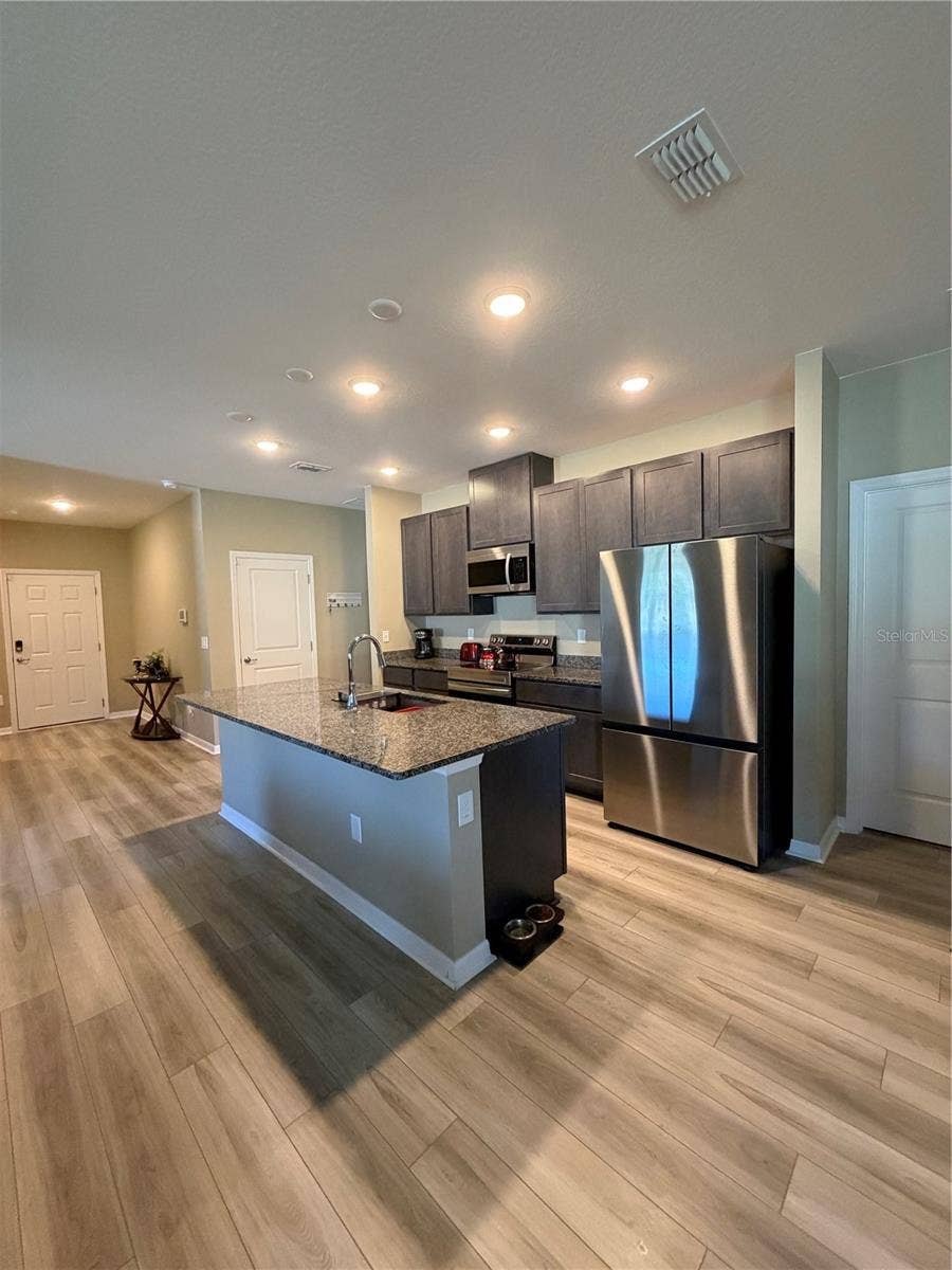 59 KARAT PATH, Palm Coast, FL 32164 59 KARAT PATH, Palm Coast, FL 32164