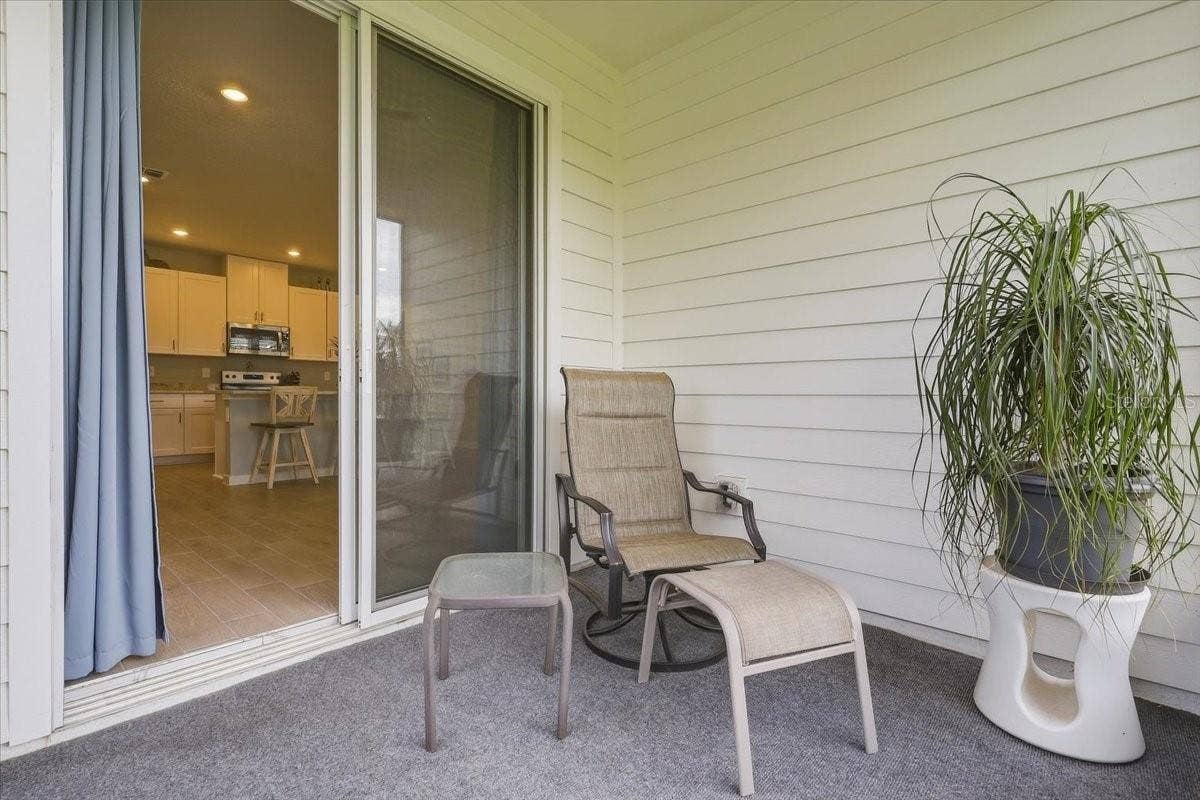 15 WANDERING CREEK WAY, Palm Coast, FL 32164 15 WANDERING CREEK WAY, Palm Coast, FL 32164