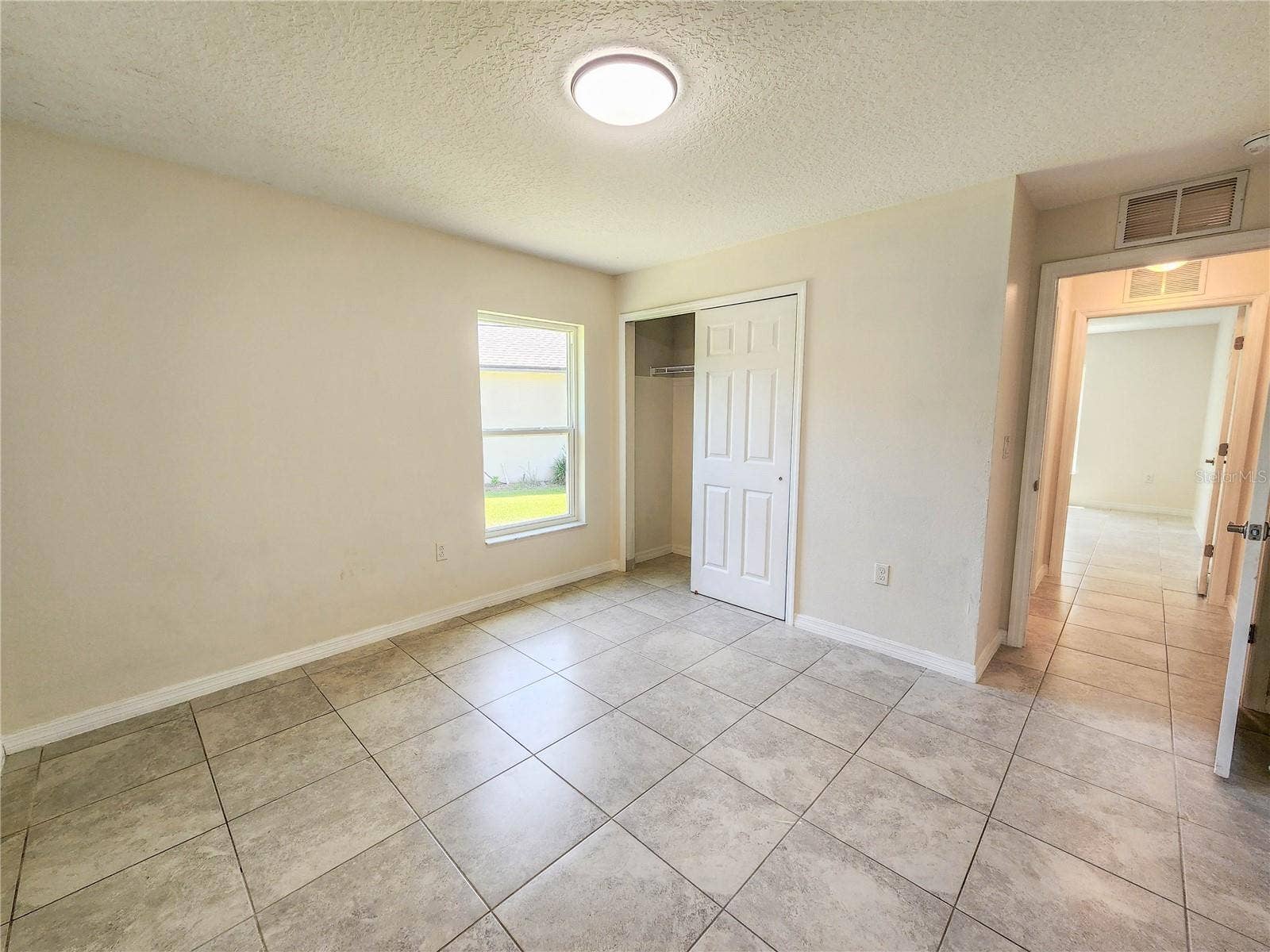 100 BOULDER ROCK DRIVE, Palm Coast, FL 32137 100 BOULDER ROCK DRIVE, Palm Coast, FL 32137
