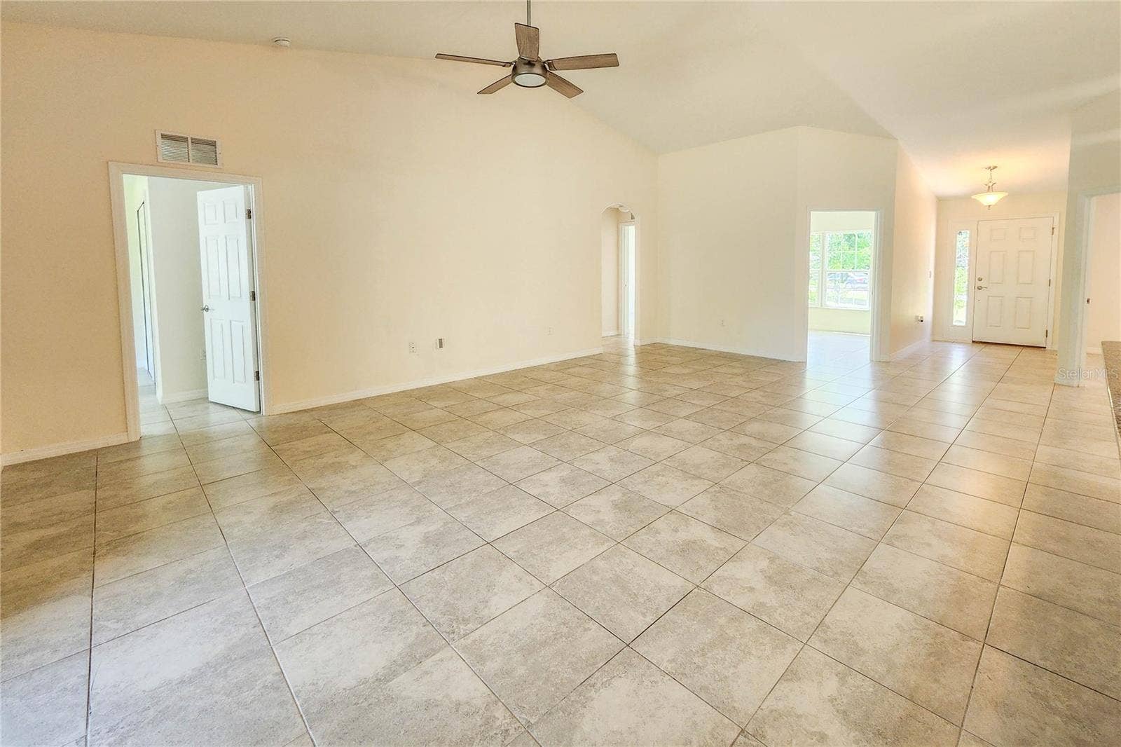 100 BOULDER ROCK DRIVE, Palm Coast, FL 32137 100 BOULDER ROCK DRIVE, Palm Coast, FL 32137