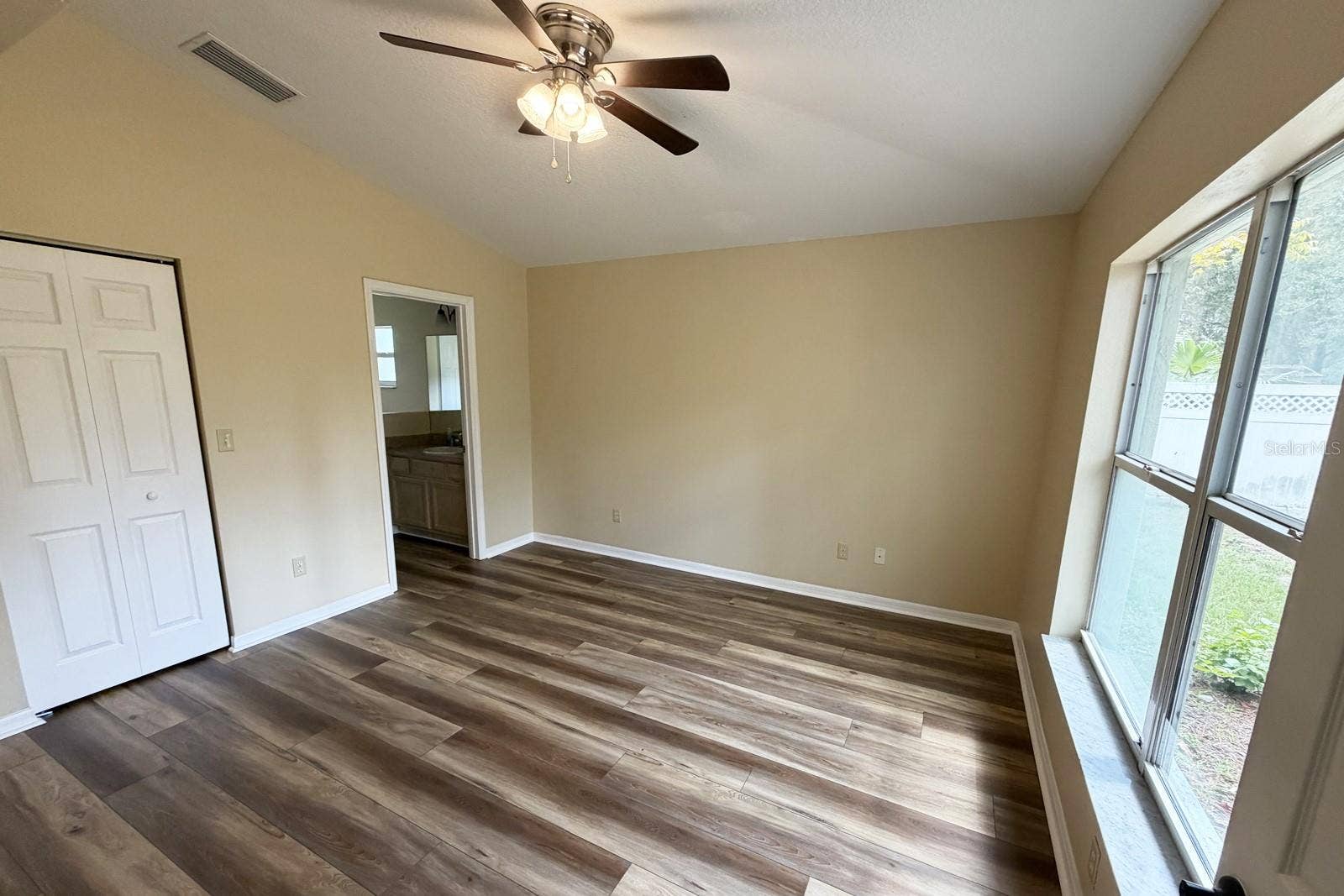 37 RED CLOVER LANE, Palm Coast, FL 32164