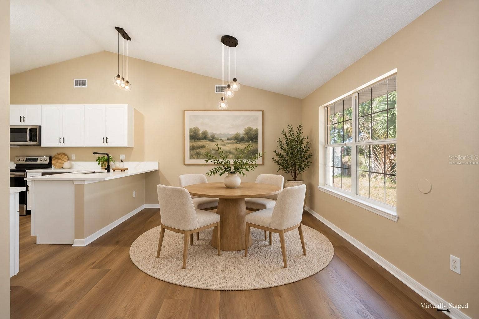 Virtually Staged - Breakfast nook