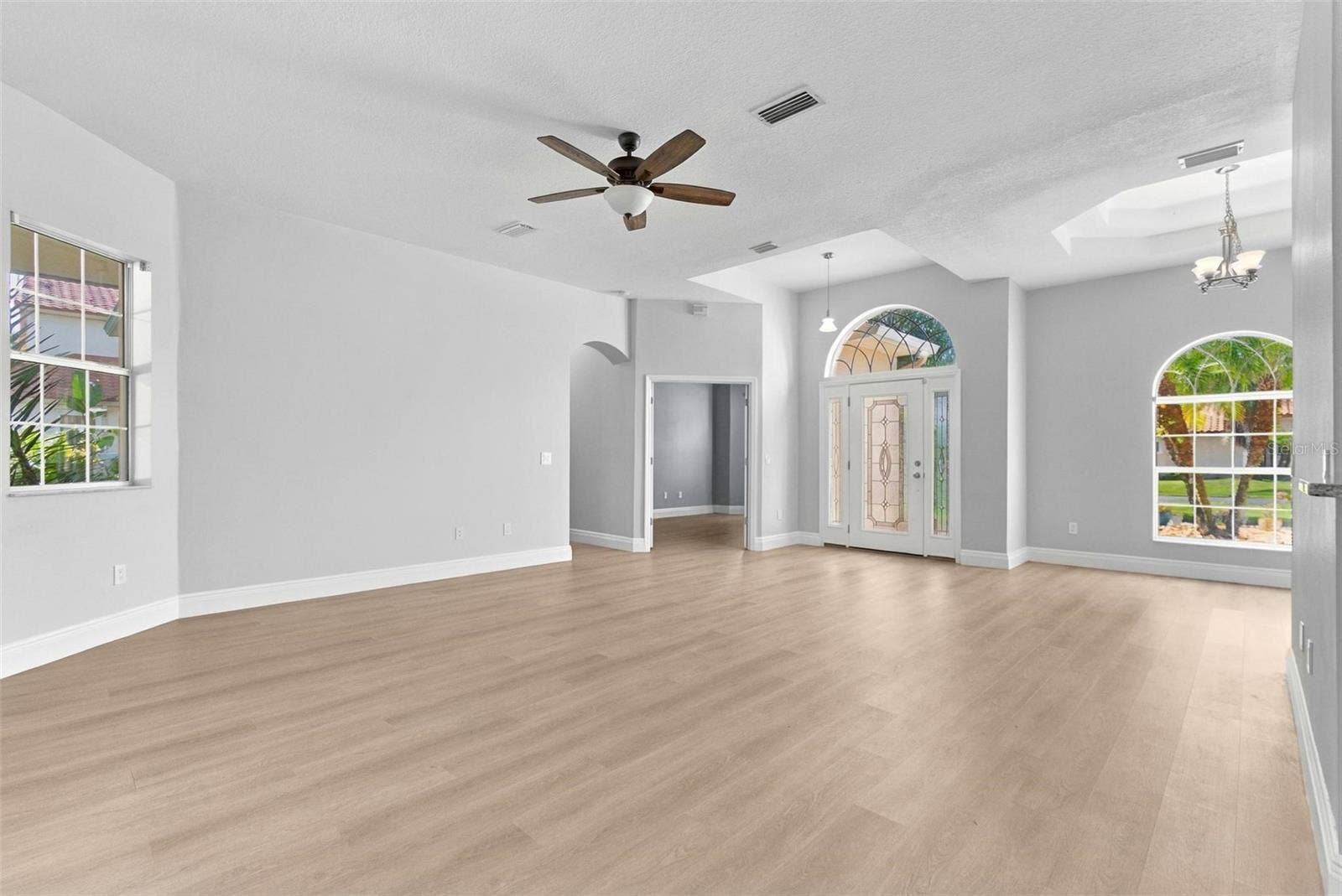 8 RIVER OAKS WAY, Palm Coast, FL 32137 8 RIVER OAKS WAY, Palm Coast, FL 32137