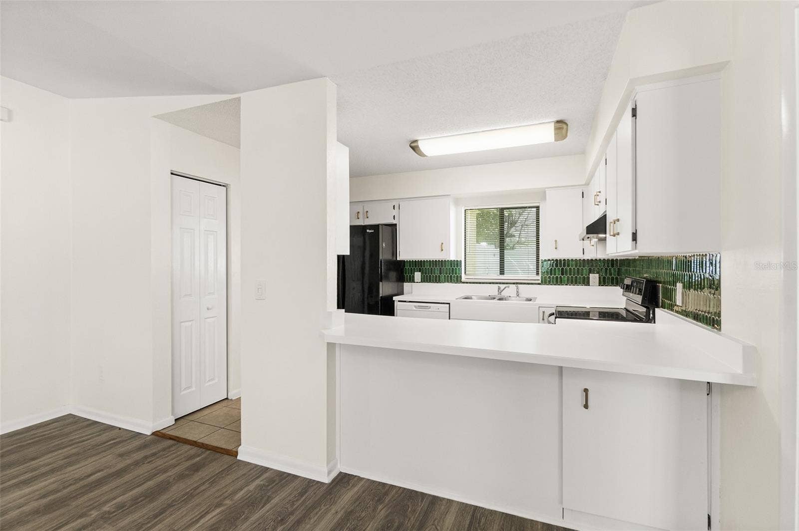 38 E DIAMOND DRIVE, Palm Coast, FL 32164 38 E DIAMOND DRIVE, Palm Coast, FL 32164