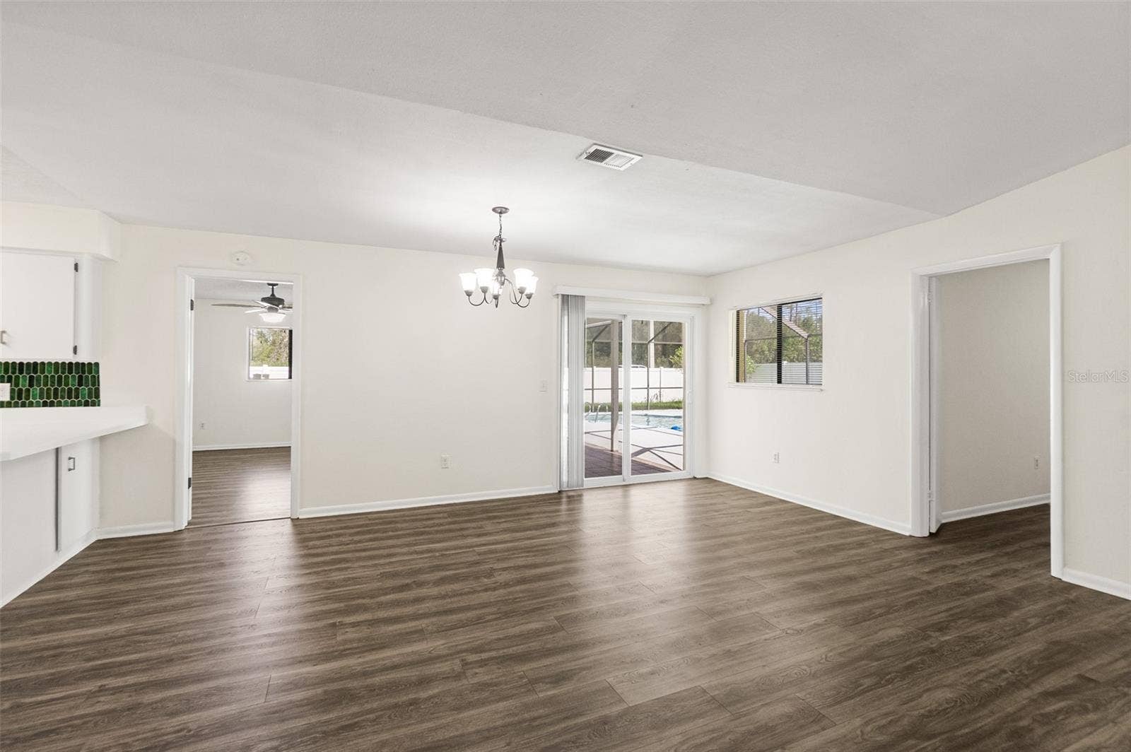 38 E DIAMOND DRIVE, Palm Coast, FL 32164 38 E DIAMOND DRIVE, Palm Coast, FL 32164