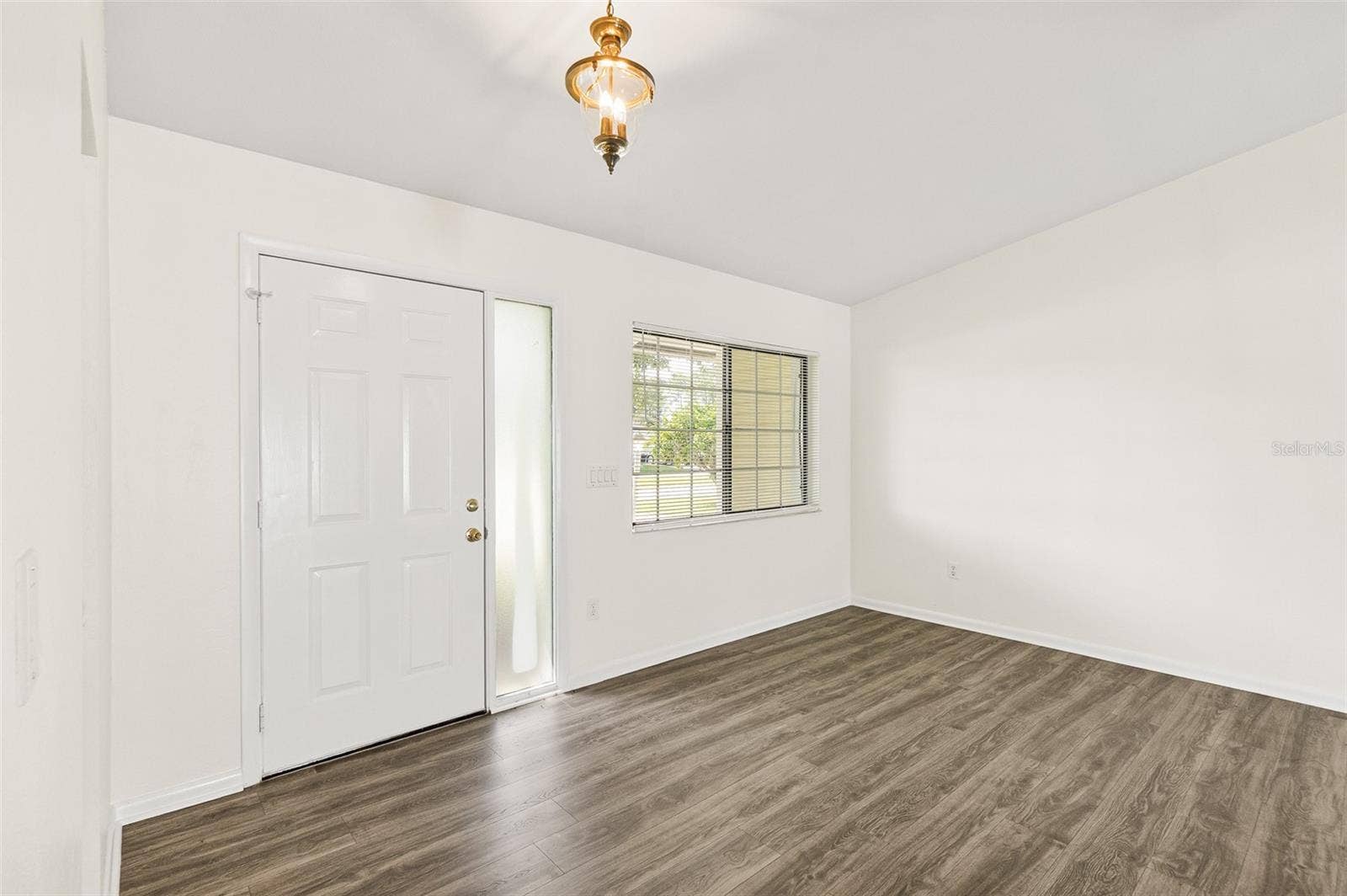 38 E DIAMOND DRIVE, Palm Coast, FL 32164 38 E DIAMOND DRIVE, Palm Coast, FL 32164