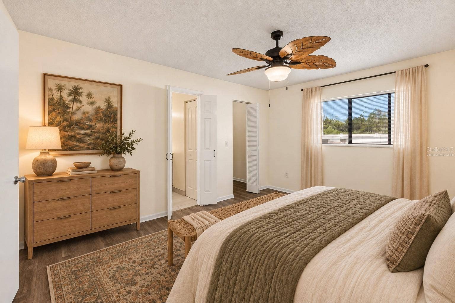 38 E DIAMOND DRIVE, Palm Coast, FL 32164 Virtually Staged