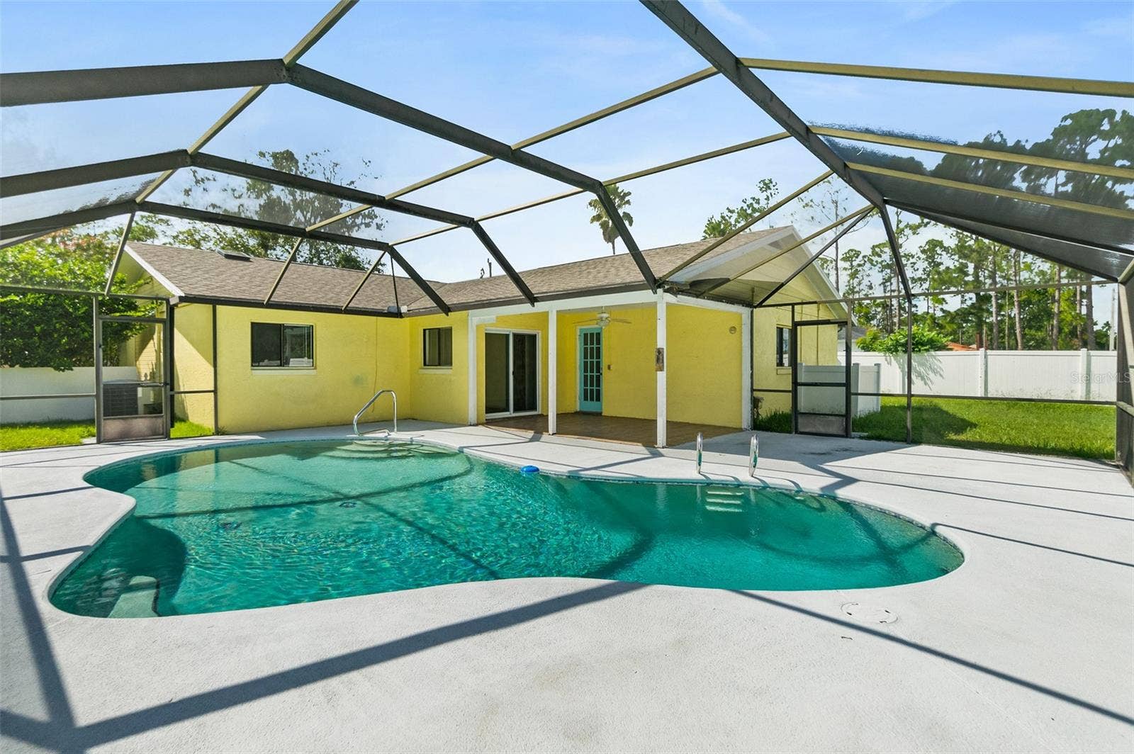 38 E DIAMOND DRIVE, Palm Coast, FL 32164 38 E DIAMOND DRIVE, Palm Coast, FL 32164