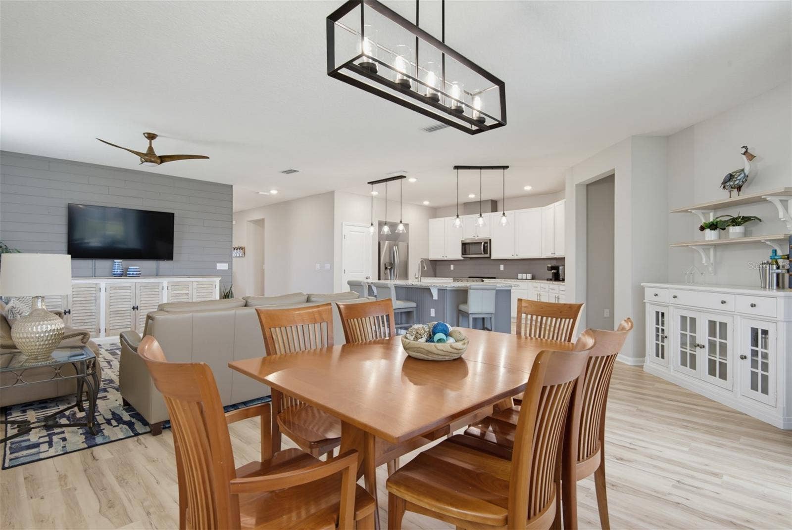 43 LAS CASITAS BOULEVARD, Palm Coast, FL 32137 43 LAS CASITAS BOULEVARD, Palm Coast, FL 32137