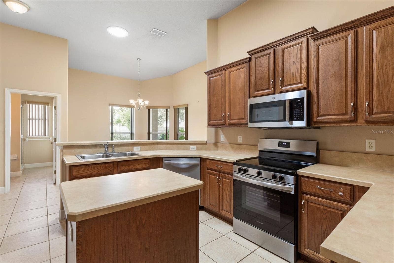 30 ROLLING SANDS DRIVE, Palm Coast, FL 32164 30 ROLLING SANDS DRIVE, Palm Coast, FL 32164