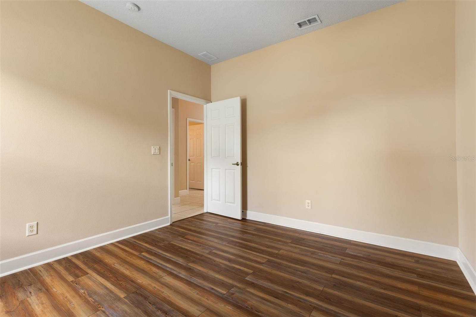 30 ROLLING SANDS DRIVE, Palm Coast, FL 32164 30 ROLLING SANDS DRIVE, Palm Coast, FL 32164
