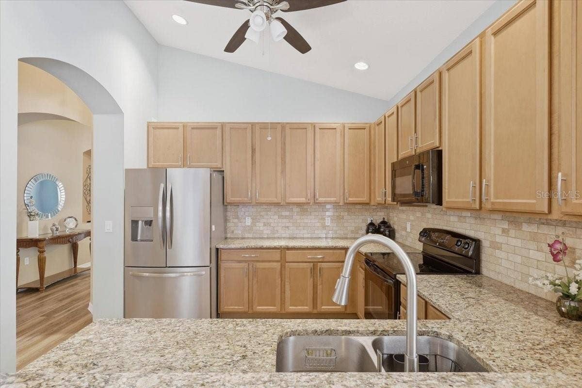 145 SADDLEBROOK WAY, Deland, FL 32724 Kitchen