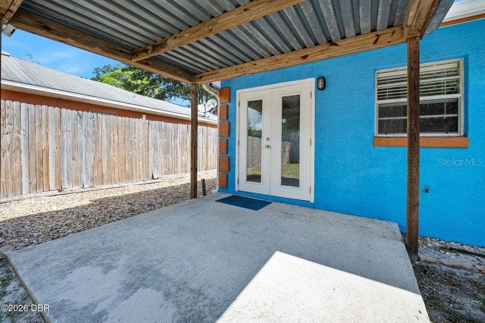 1324 GRANADA AVENUE, Daytona Beach, FL 32117 1324 GRANADA AVENUE, Daytona Beach, FL 32117