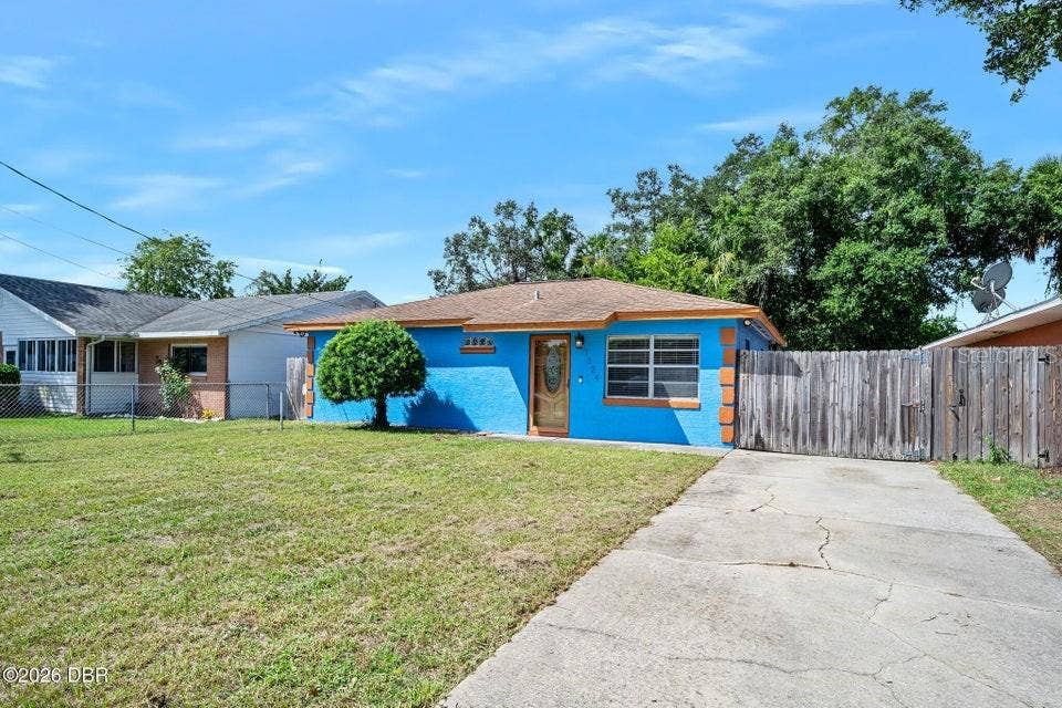 1324 GRANADA AVENUE, Daytona Beach, FL 32117 1324 GRANADA AVENUE, Daytona Beach, FL 32117