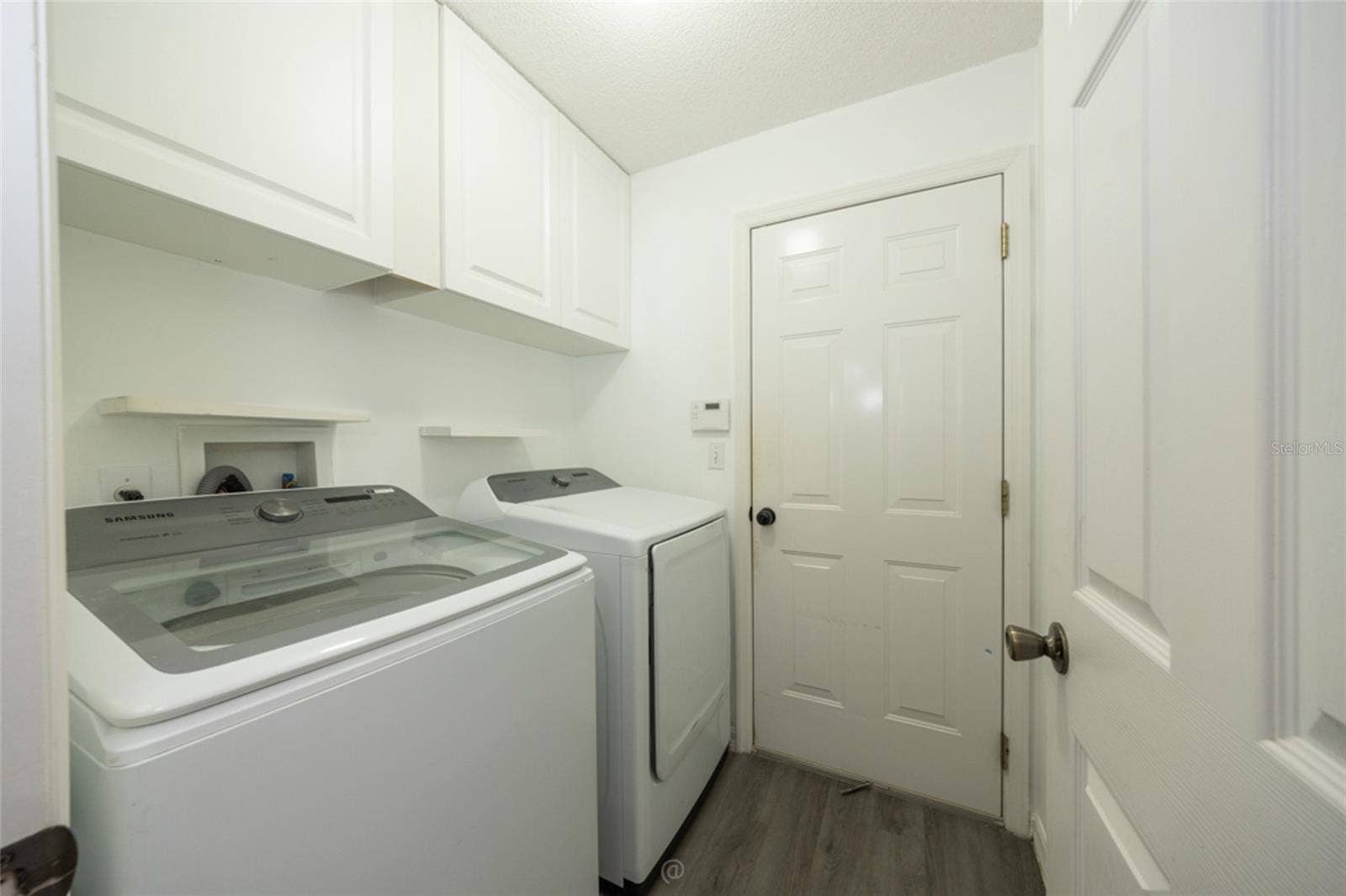 Washer & Dryer included