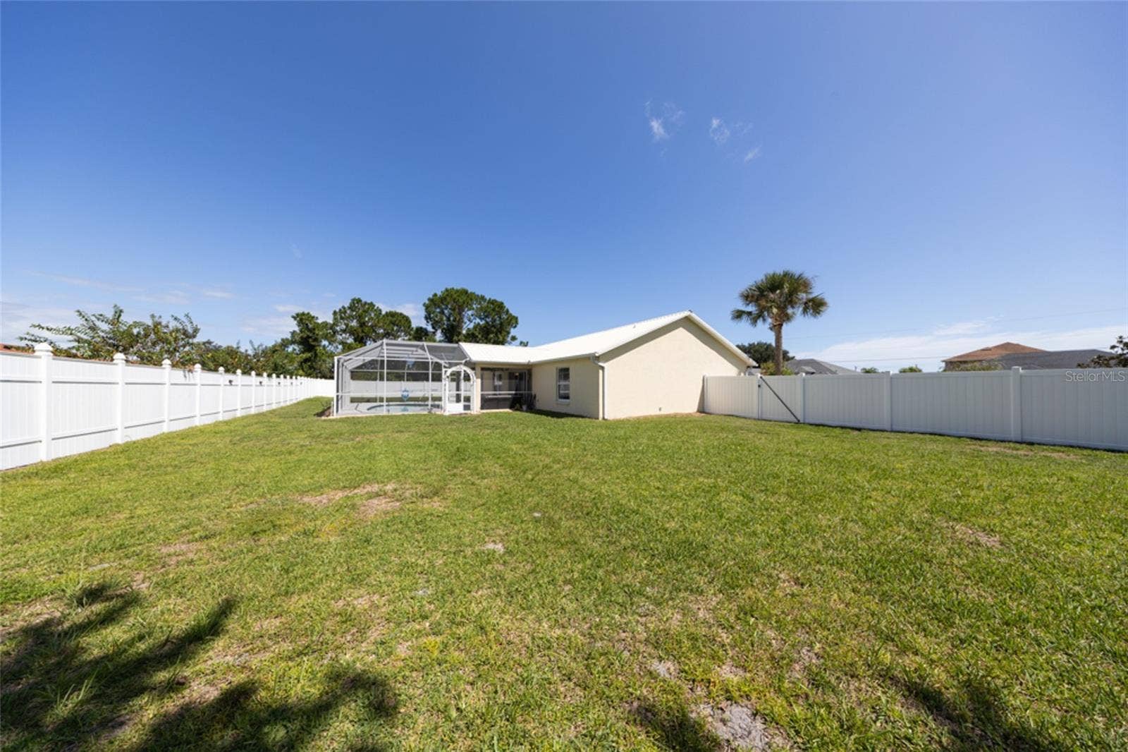 WOW - this yard is huge!