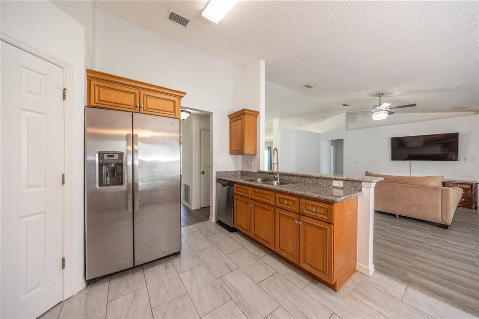 stainless steel appliances are 4 years old