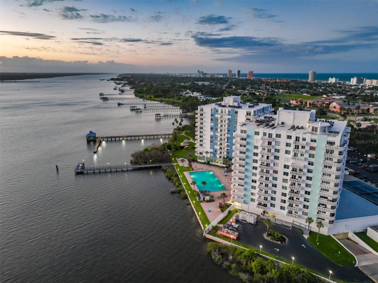 925 N HALIFAX AVENUE, #910, Daytona Beach, FL 32118