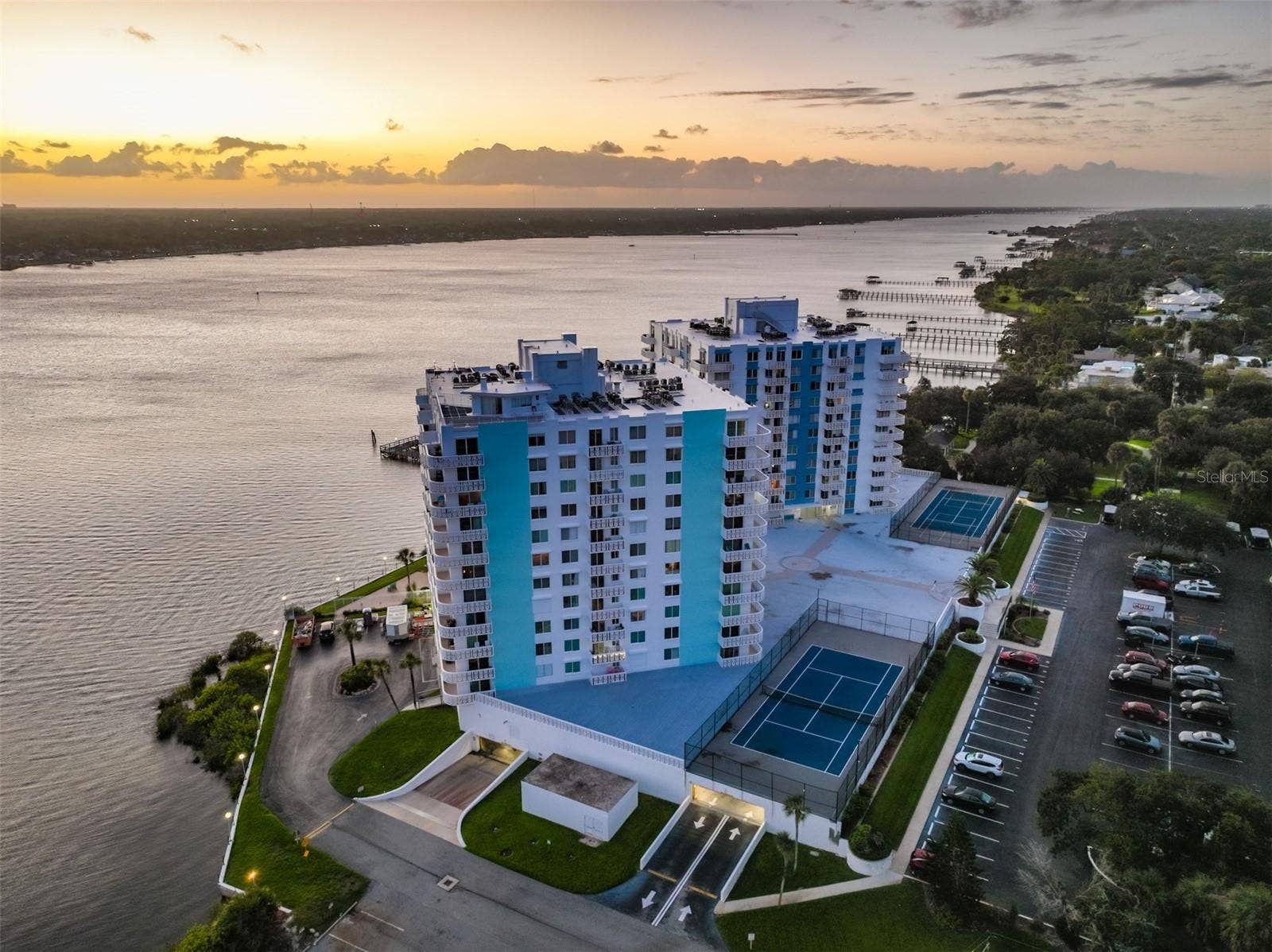 925 N HALIFAX AVENUE, #910, Daytona Beach, FL 32118
