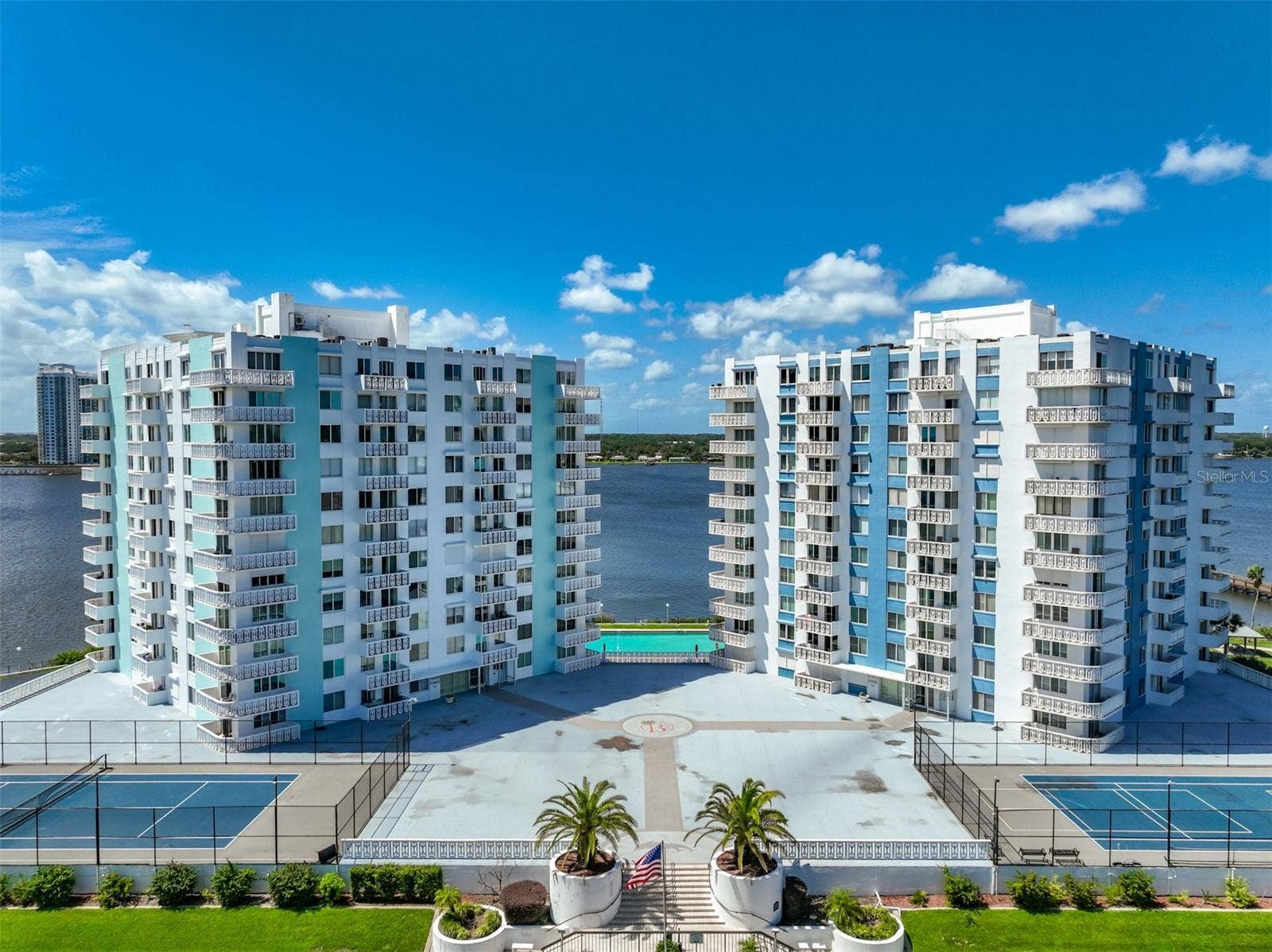 925 N HALIFAX AVENUE, #910, Daytona Beach, FL 32118
