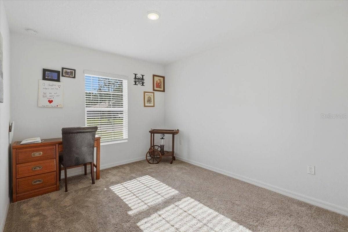 7 UNIVERSAL TRAIL, Palm Coast, FL 32164 7 UNIVERSAL TRAIL, Palm Coast, FL 32164