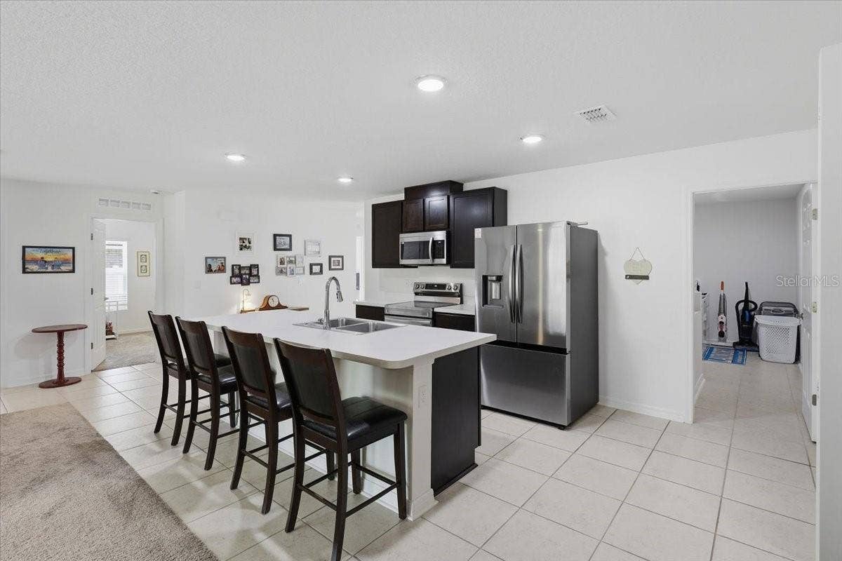 7 UNIVERSAL TRAIL, Palm Coast, FL 32164 7 UNIVERSAL TRAIL, Palm Coast, FL 32164