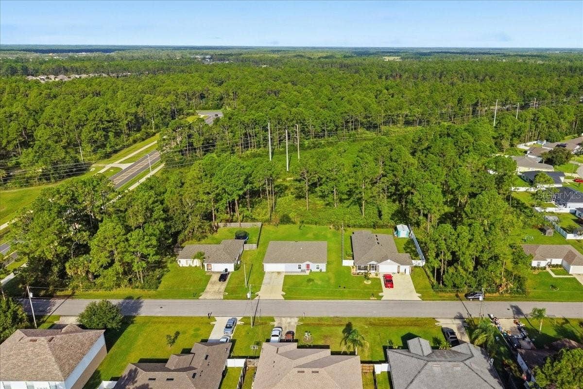 7 UNIVERSAL TRAIL, Palm Coast, FL 32164 7 UNIVERSAL TRAIL, Palm Coast, FL 32164