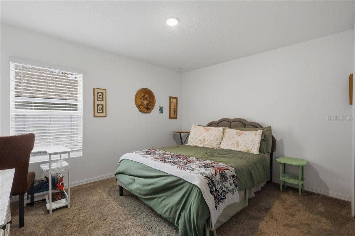7 UNIVERSAL TRAIL, Palm Coast, FL 32164 7 UNIVERSAL TRAIL, Palm Coast, FL 32164