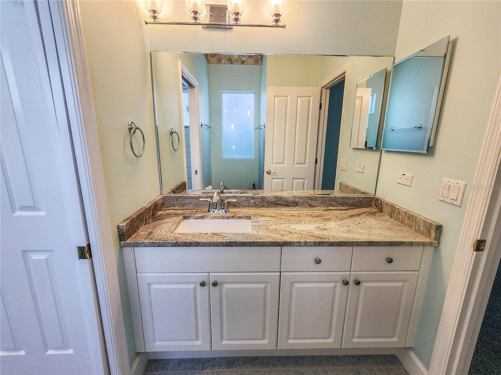 23 PELICAN COURT, Palm Coast, FL 32137