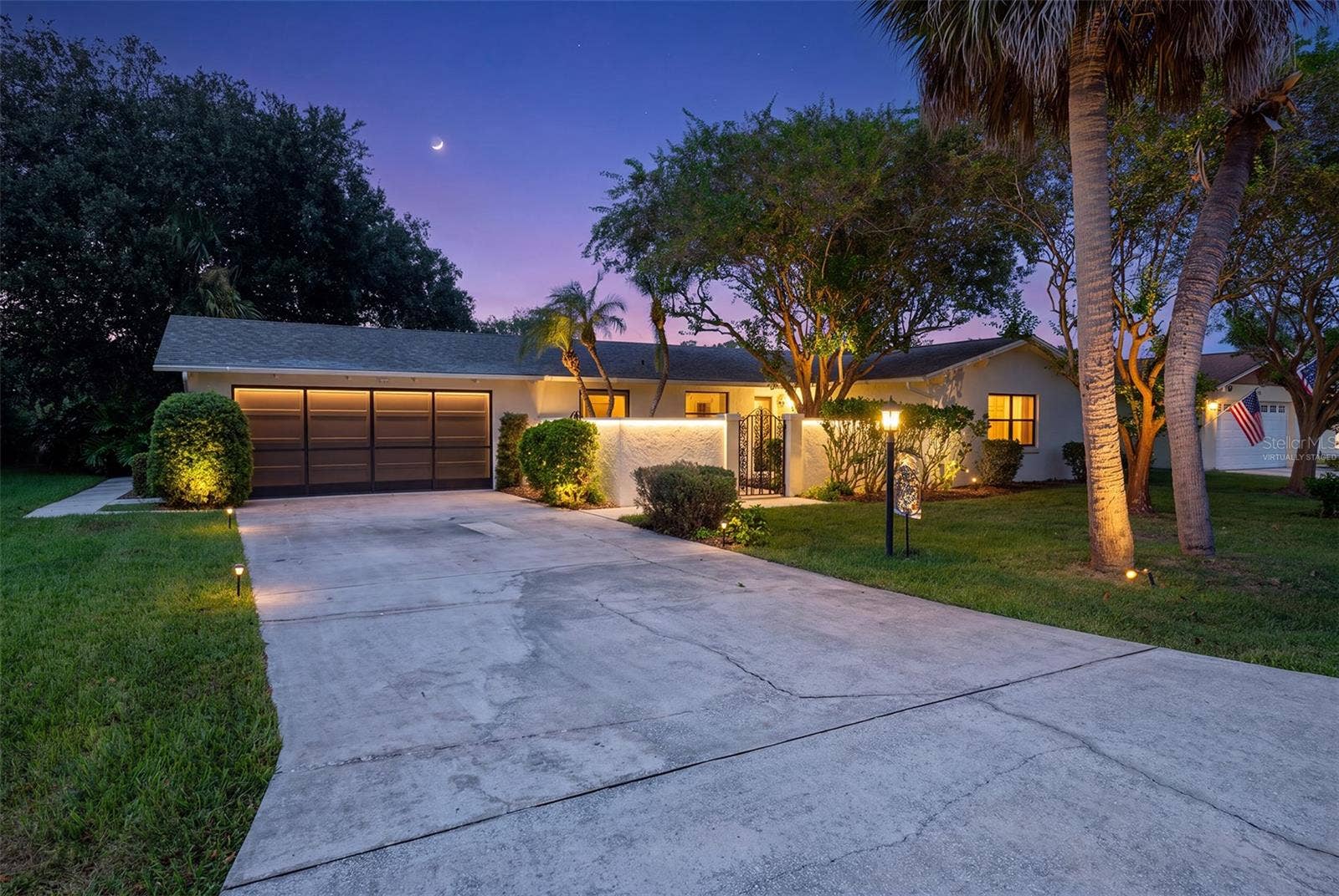 83 FARRAGUT DRIVE, Palm Coast, FL 32137 Evening view