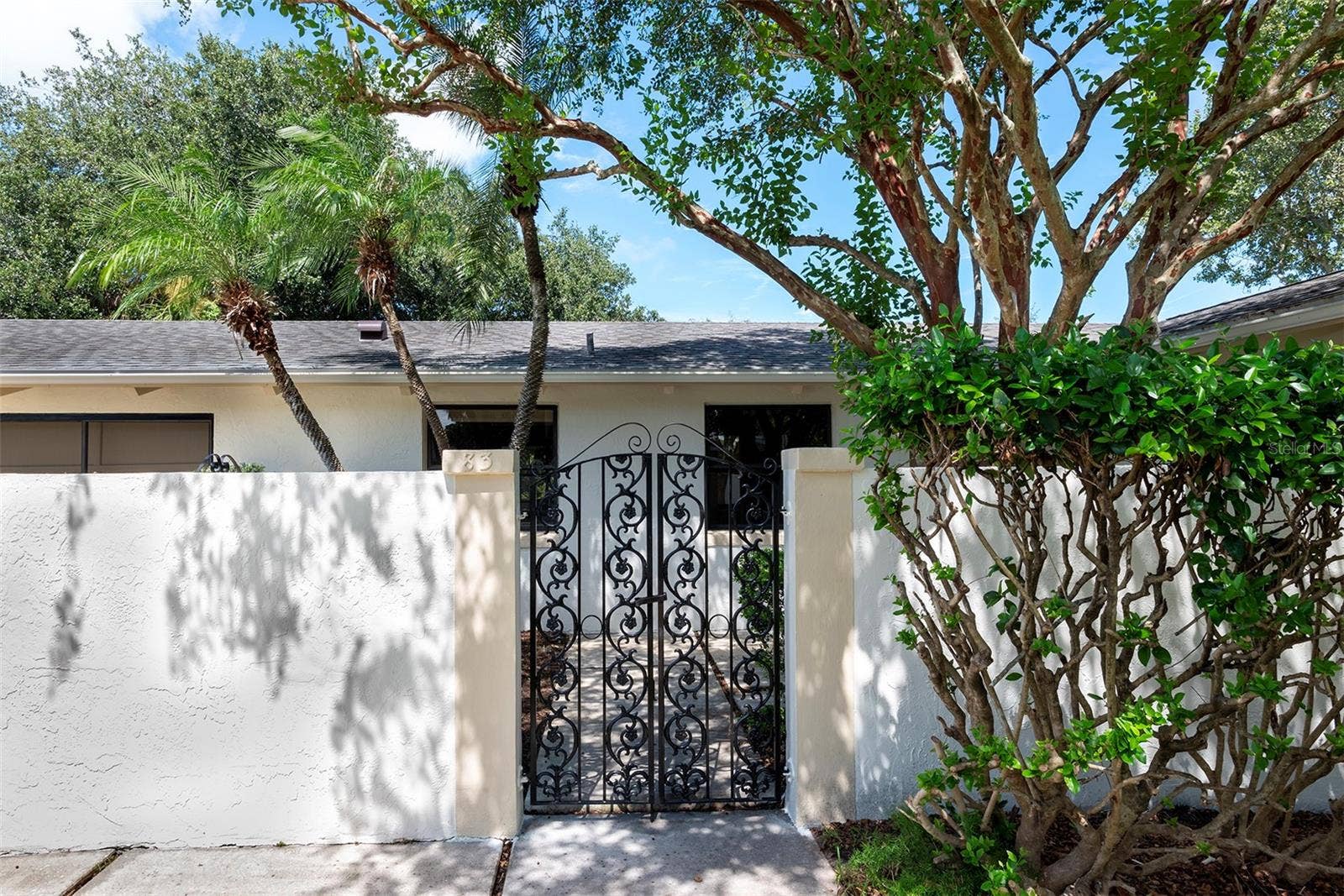 83 FARRAGUT DRIVE, Palm Coast, FL 32137 Gated small courtyard entry