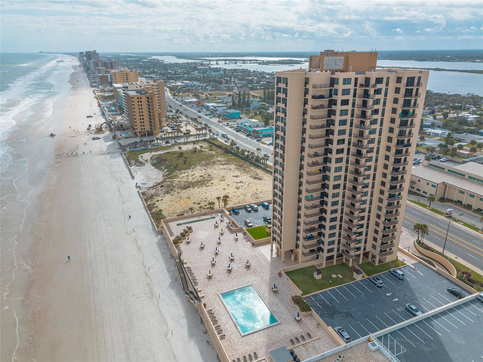 3051 S ATLANTIC AVENUE, #J060, Daytona Beach Shores, FL 32118