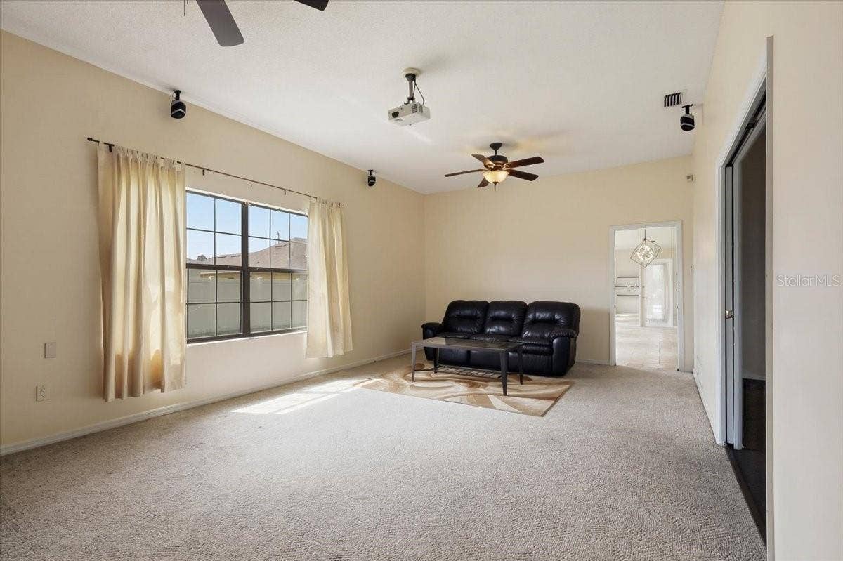 25 BUTTERFIELD DRIVE, Palm Coast, FL 32137