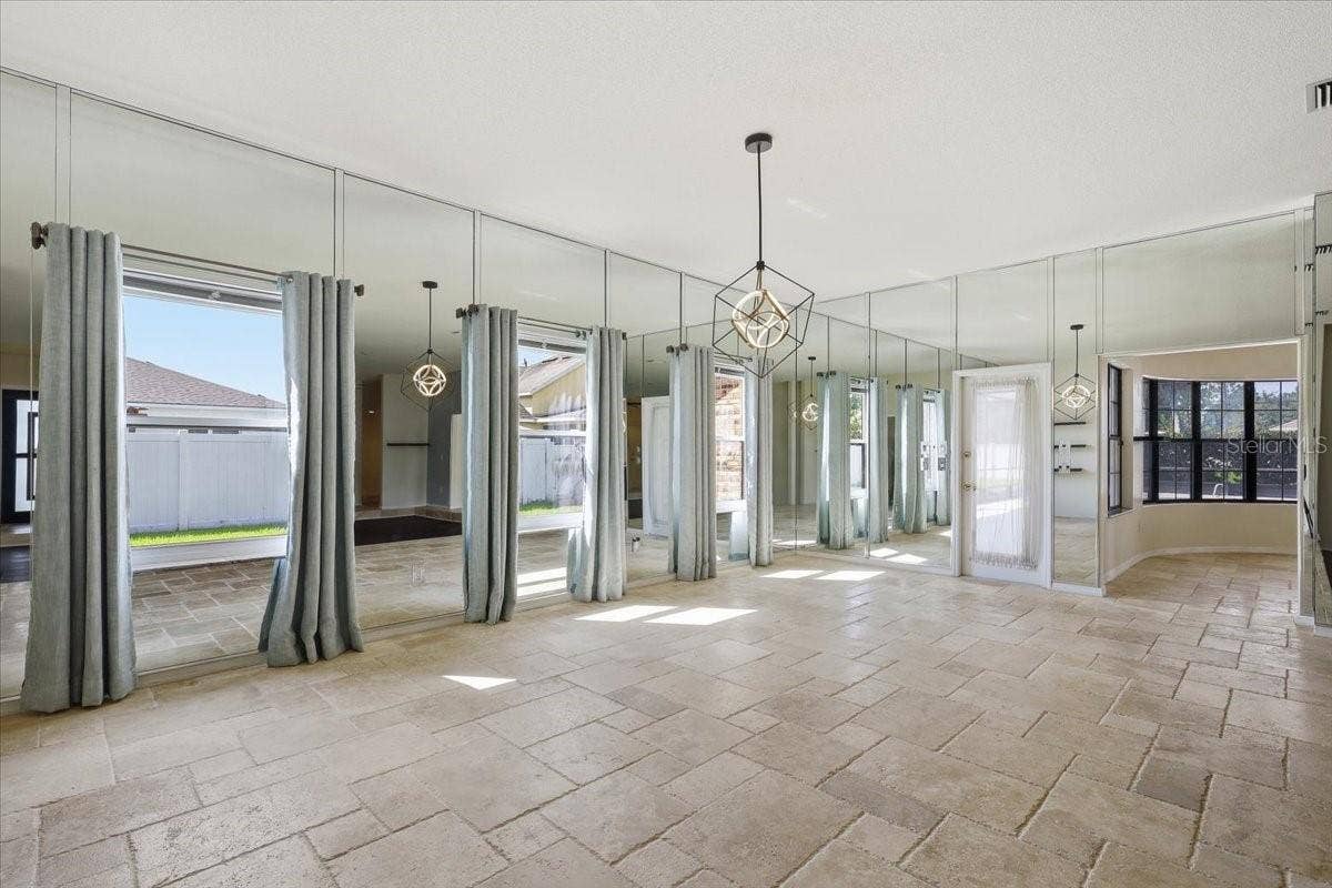 25 BUTTERFIELD DRIVE, Palm Coast, FL 32137
