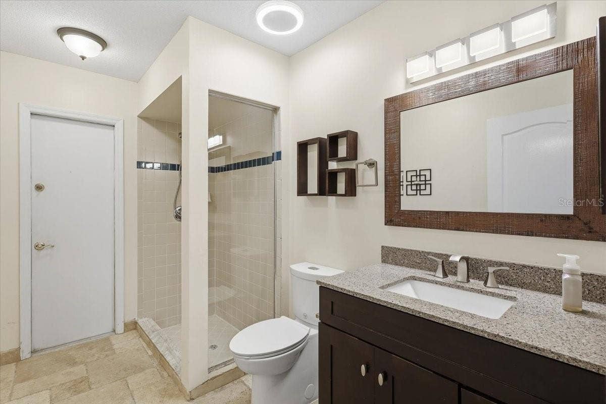 25 BUTTERFIELD DRIVE, Palm Coast, FL 32137