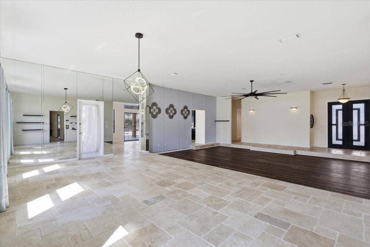 25 BUTTERFIELD DRIVE, Palm Coast, FL 32137