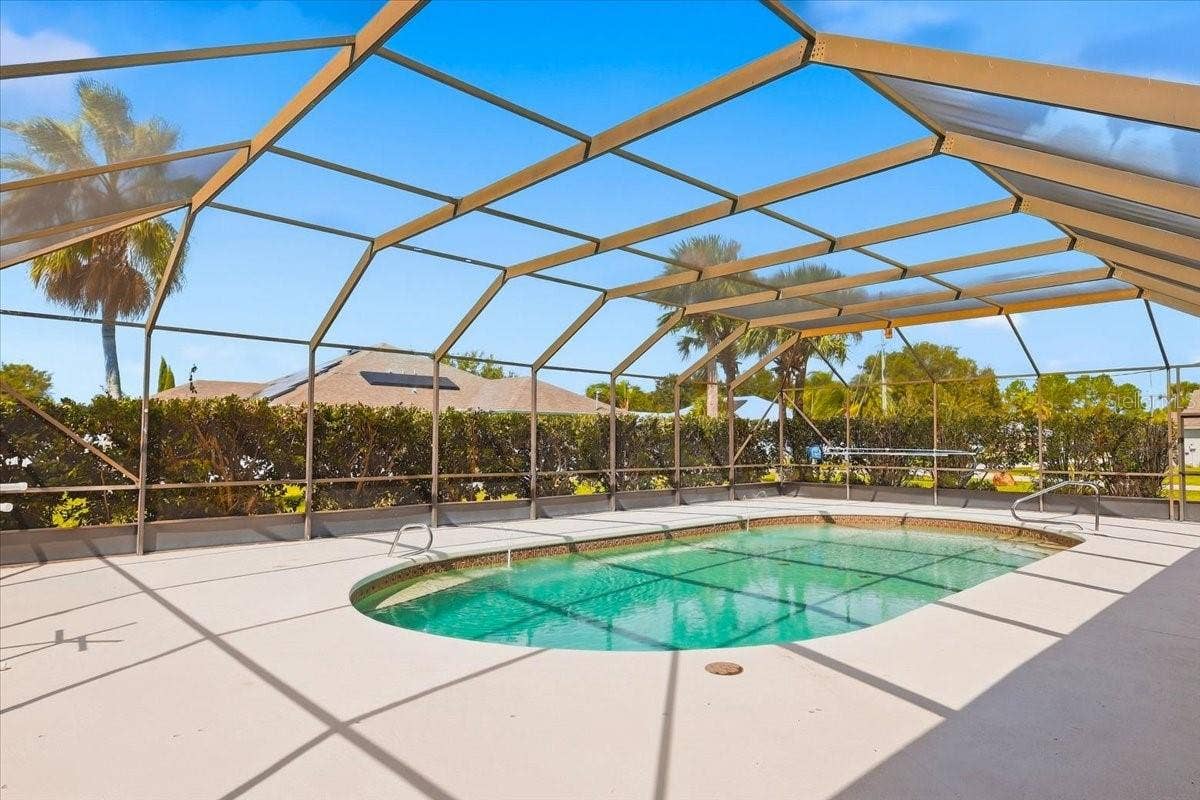 25 BUTTERFIELD DRIVE, Palm Coast, FL 32137