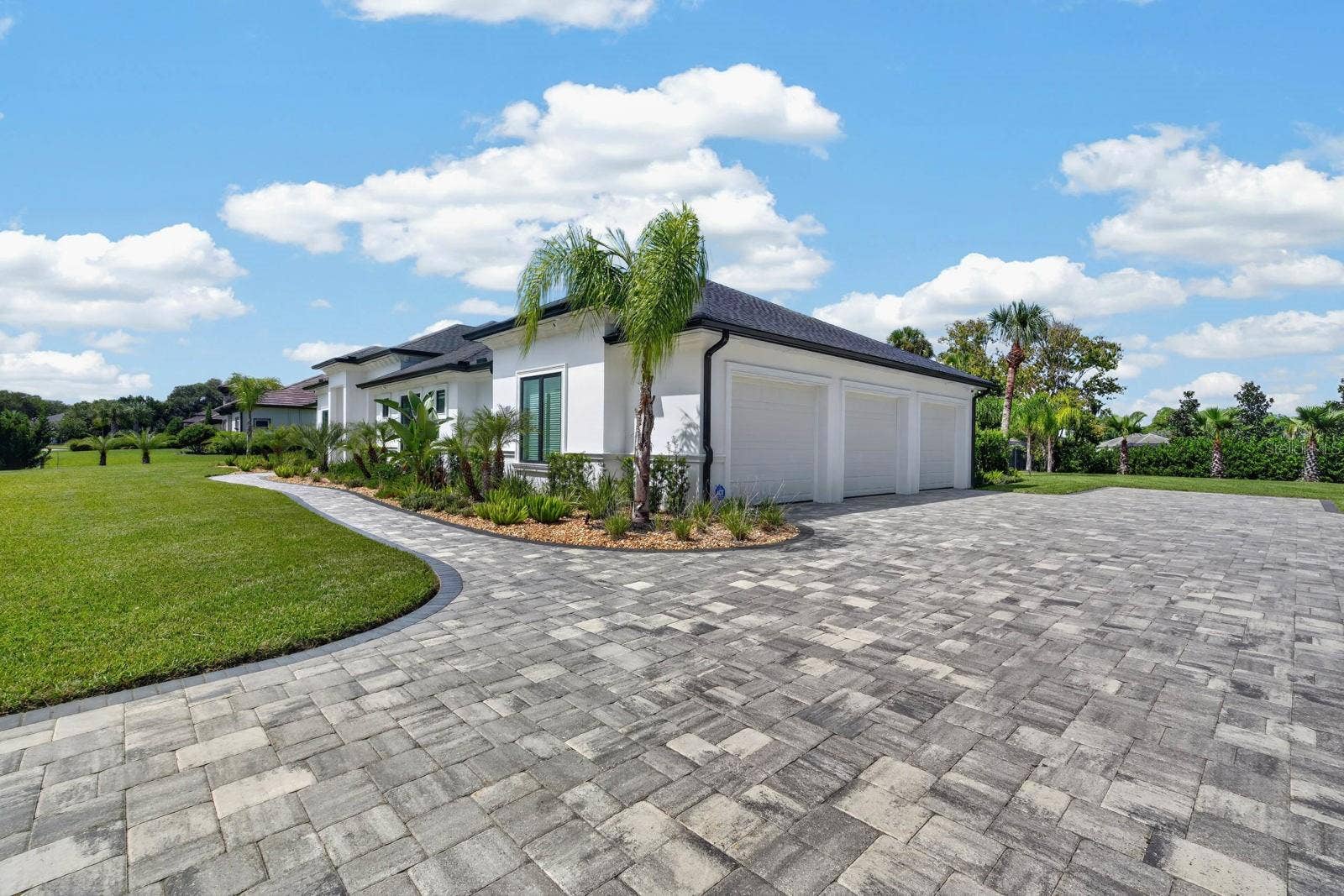 100 LA TOSCANA ROTONDA, Ormond Beach, FL 32174 100 LA TOSCANA ROTONDA, Ormond Beach, FL 32174