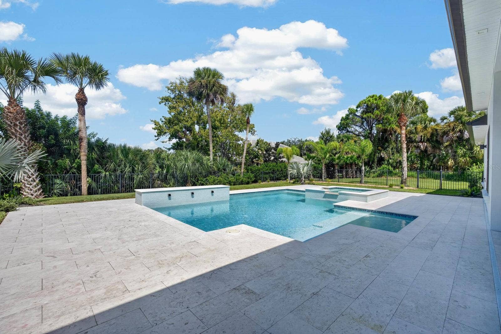 100 LA TOSCANA ROTONDA, Ormond Beach, FL 32174 100 LA TOSCANA ROTONDA, Ormond Beach, FL 32174