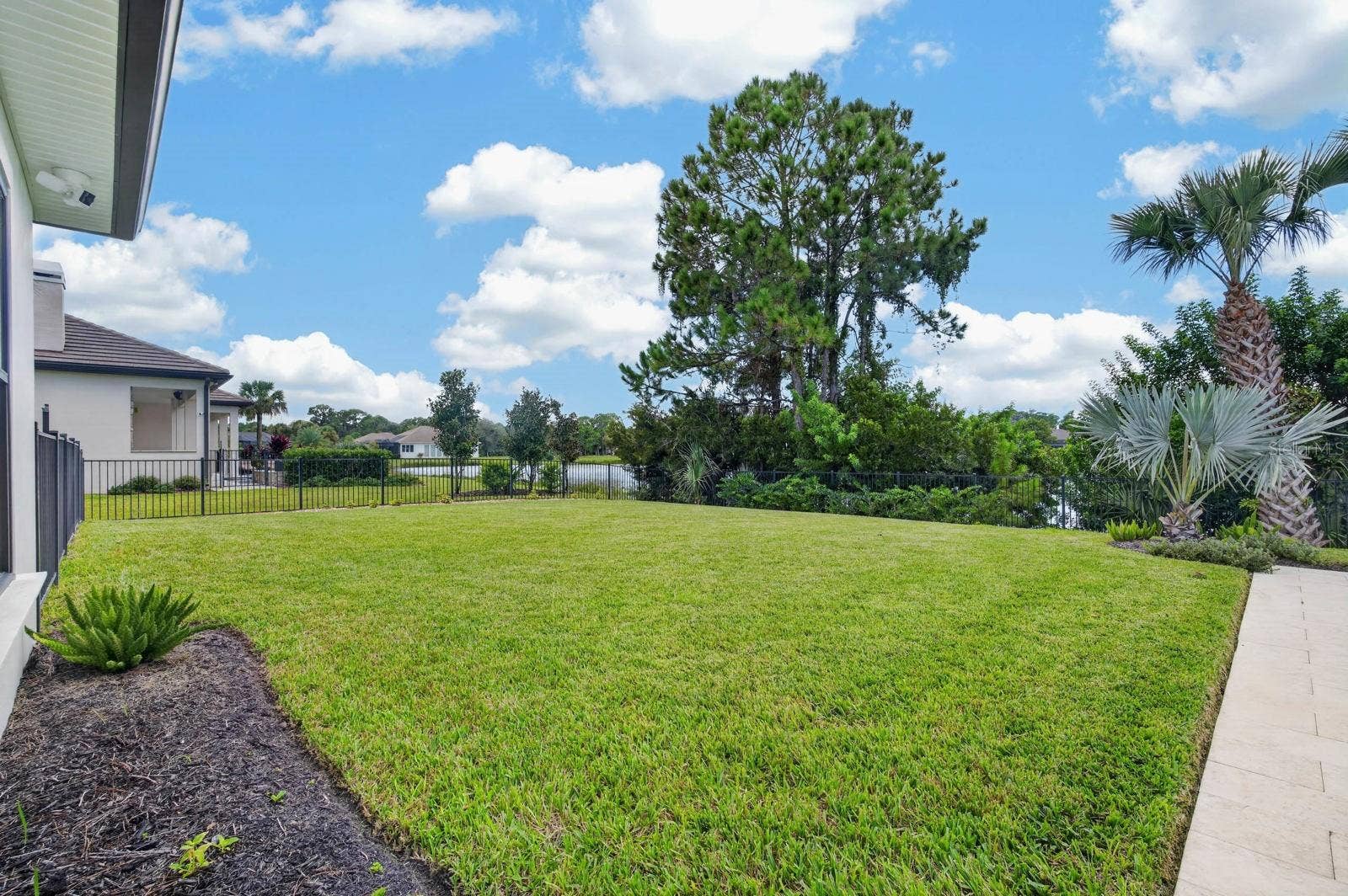 100 LA TOSCANA ROTONDA, Ormond Beach, FL 32174 100 LA TOSCANA ROTONDA, Ormond Beach, FL 32174