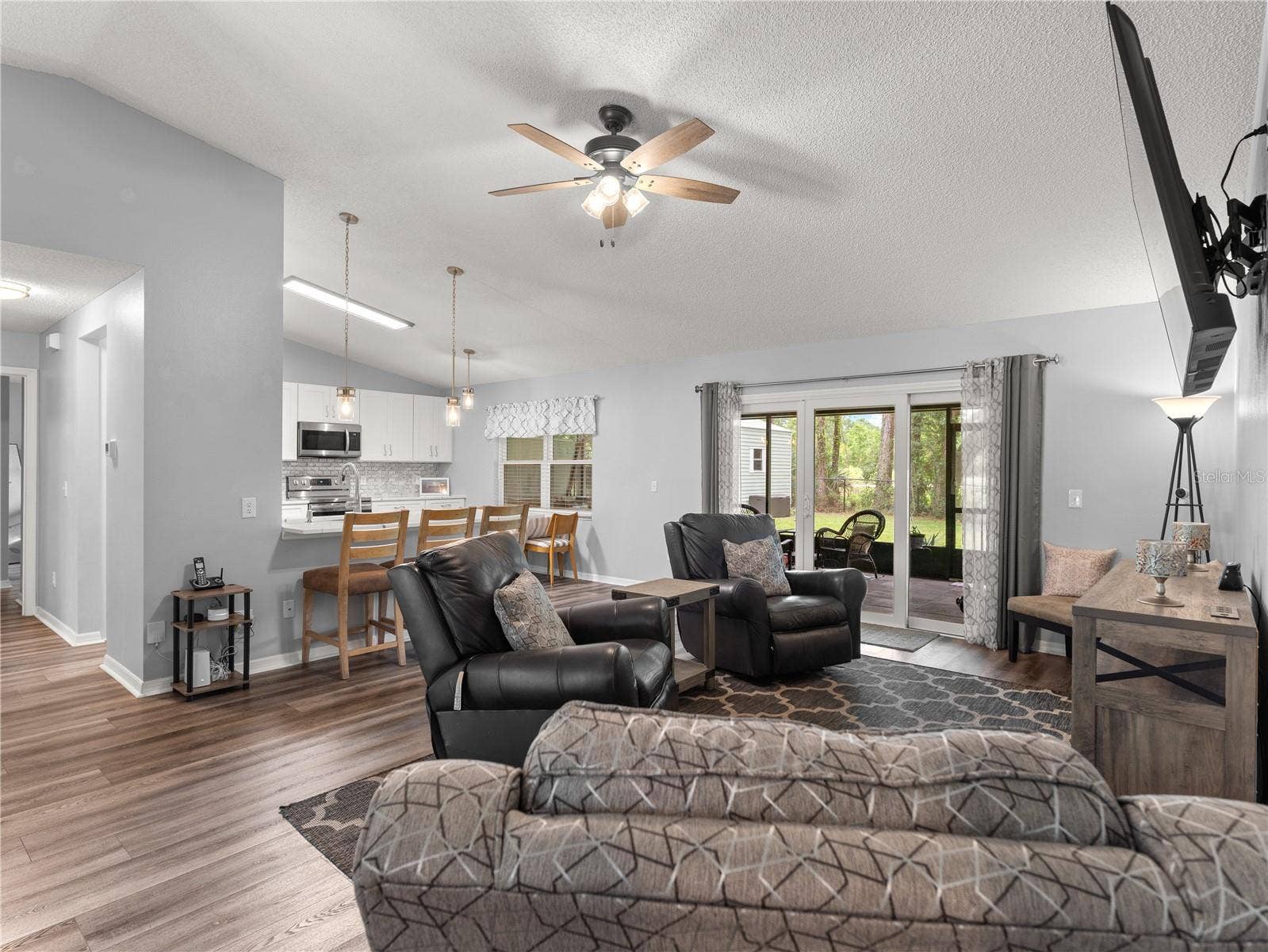 206 LONDON DRIVE, Palm Coast, FL 32137