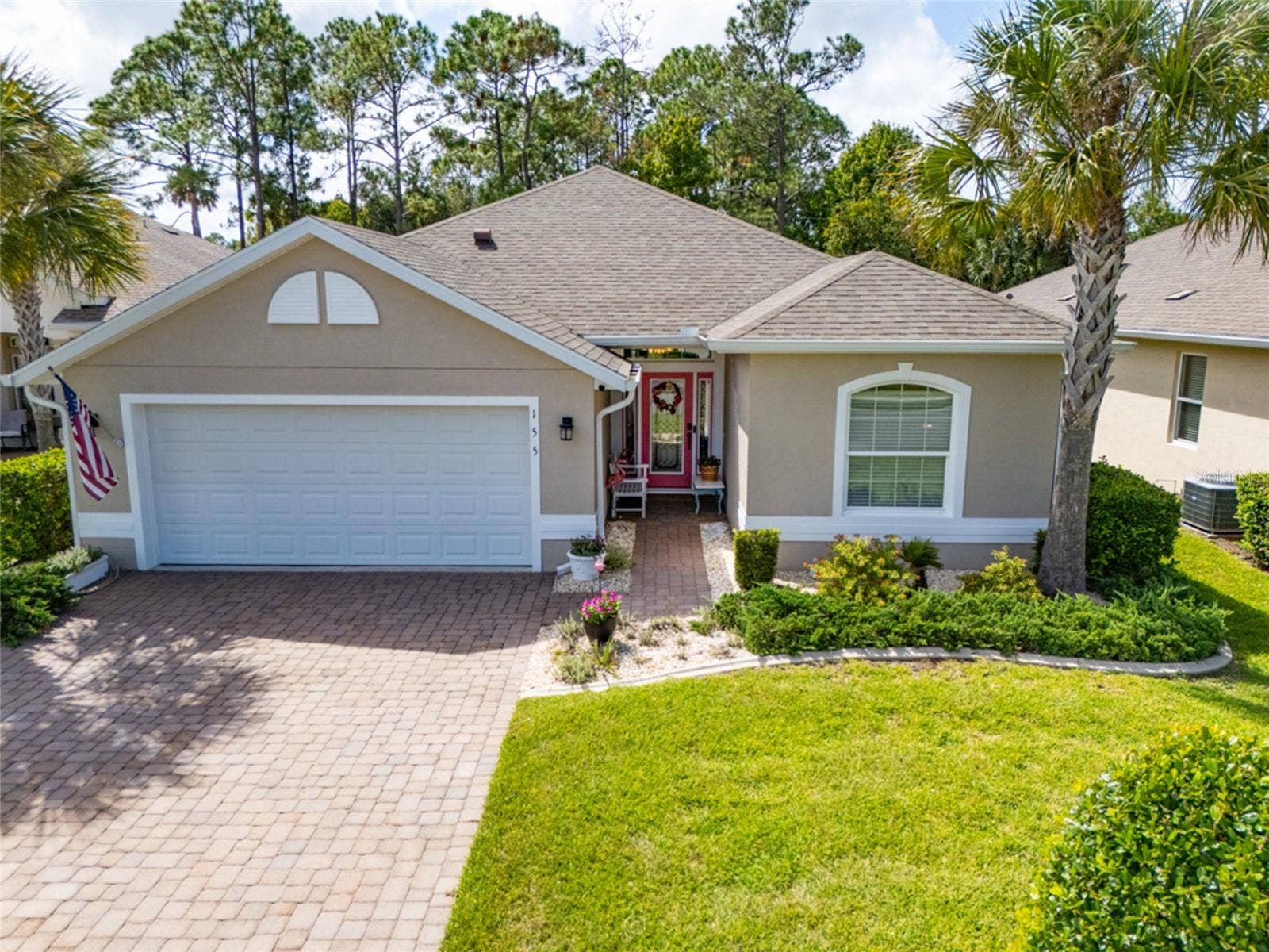 Front view of home