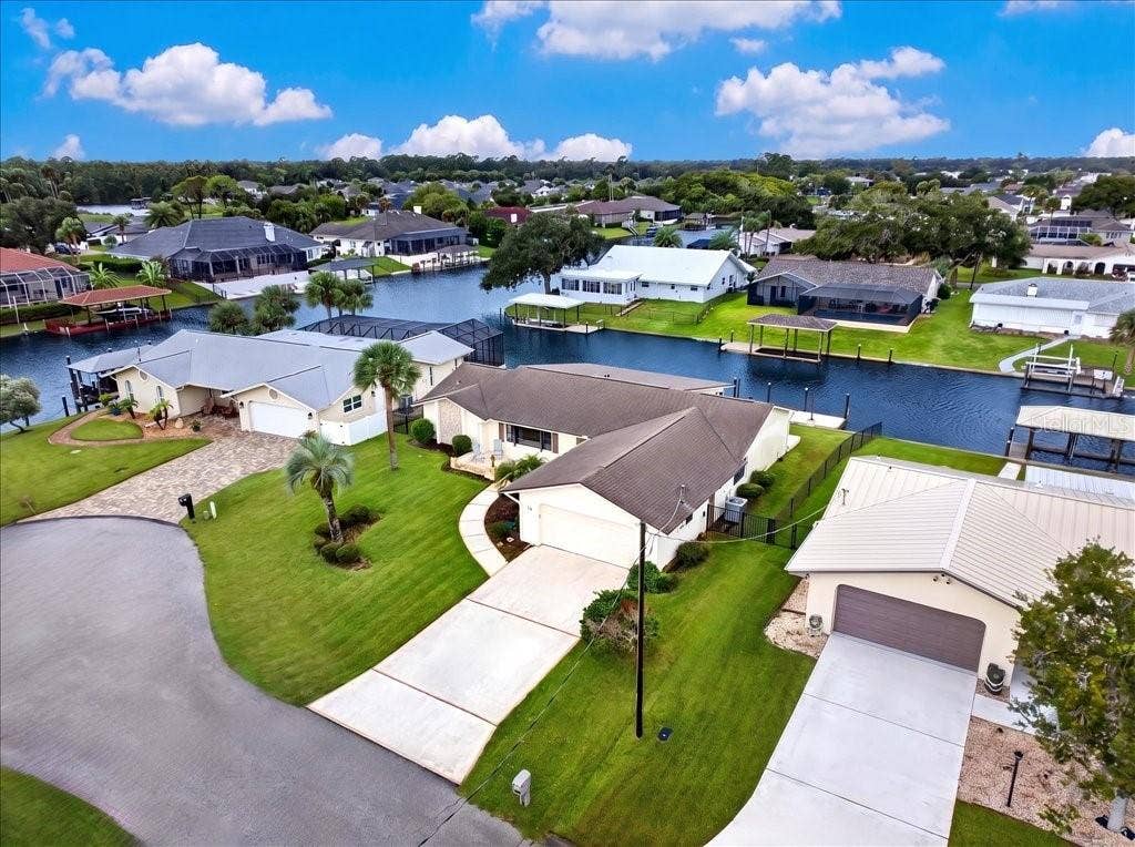 26 CLAYMONT COURT S, Palm Coast, FL 32137