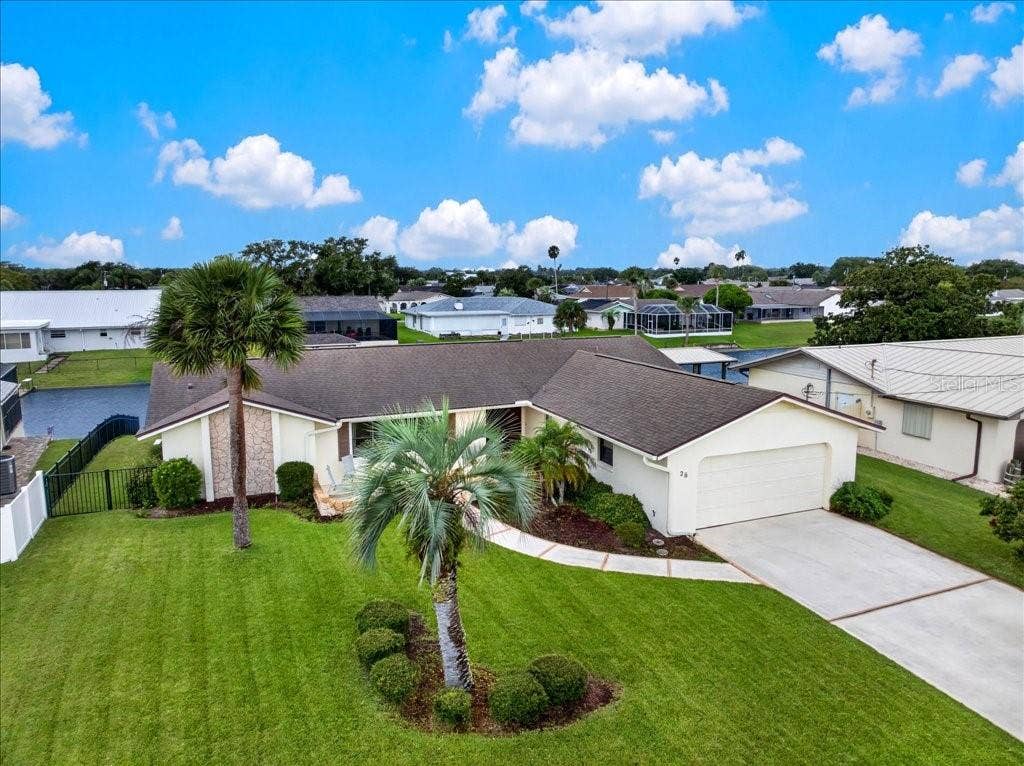 26 CLAYMONT COURT S, Palm Coast, FL 32137