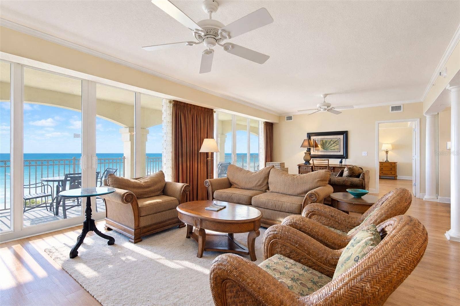200 OCEAN CREST DRIVE, #1012, Palm Coast, FL 32137 200 OCEAN CREST DRIVE, #1012, Palm Coast, FL 32137