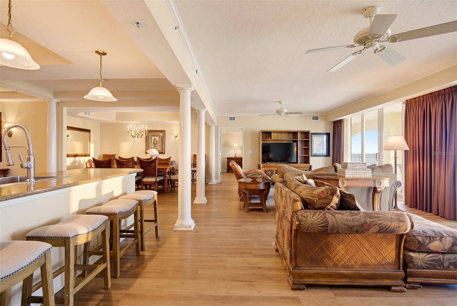 200 OCEAN CREST DRIVE, #1012, Palm Coast, FL 32137 200 OCEAN CREST DRIVE, #1012, Palm Coast, FL 32137