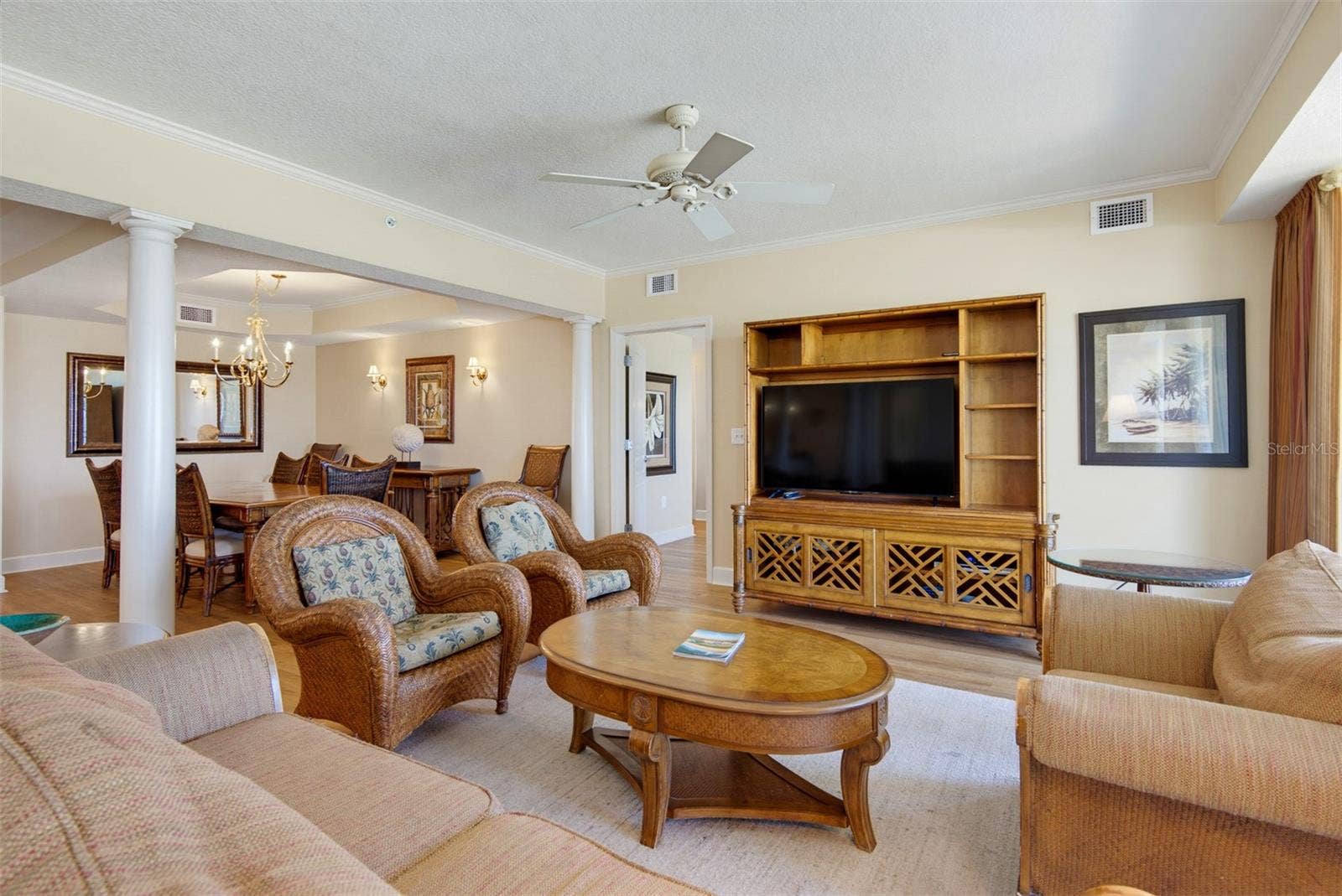 200 OCEAN CREST DRIVE, #1012, Palm Coast, FL 32137 200 OCEAN CREST DRIVE, #1012, Palm Coast, FL 32137