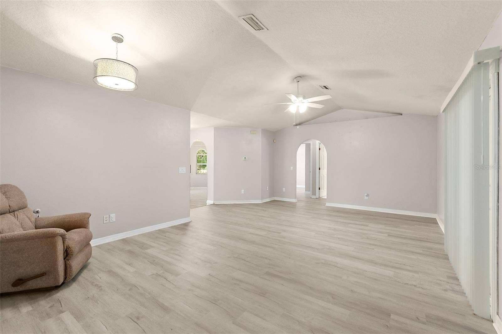 53 BIRCHWOOD DRIVE, Palm Coast, FL 32137 53 BIRCHWOOD DRIVE, Palm Coast, FL 32137